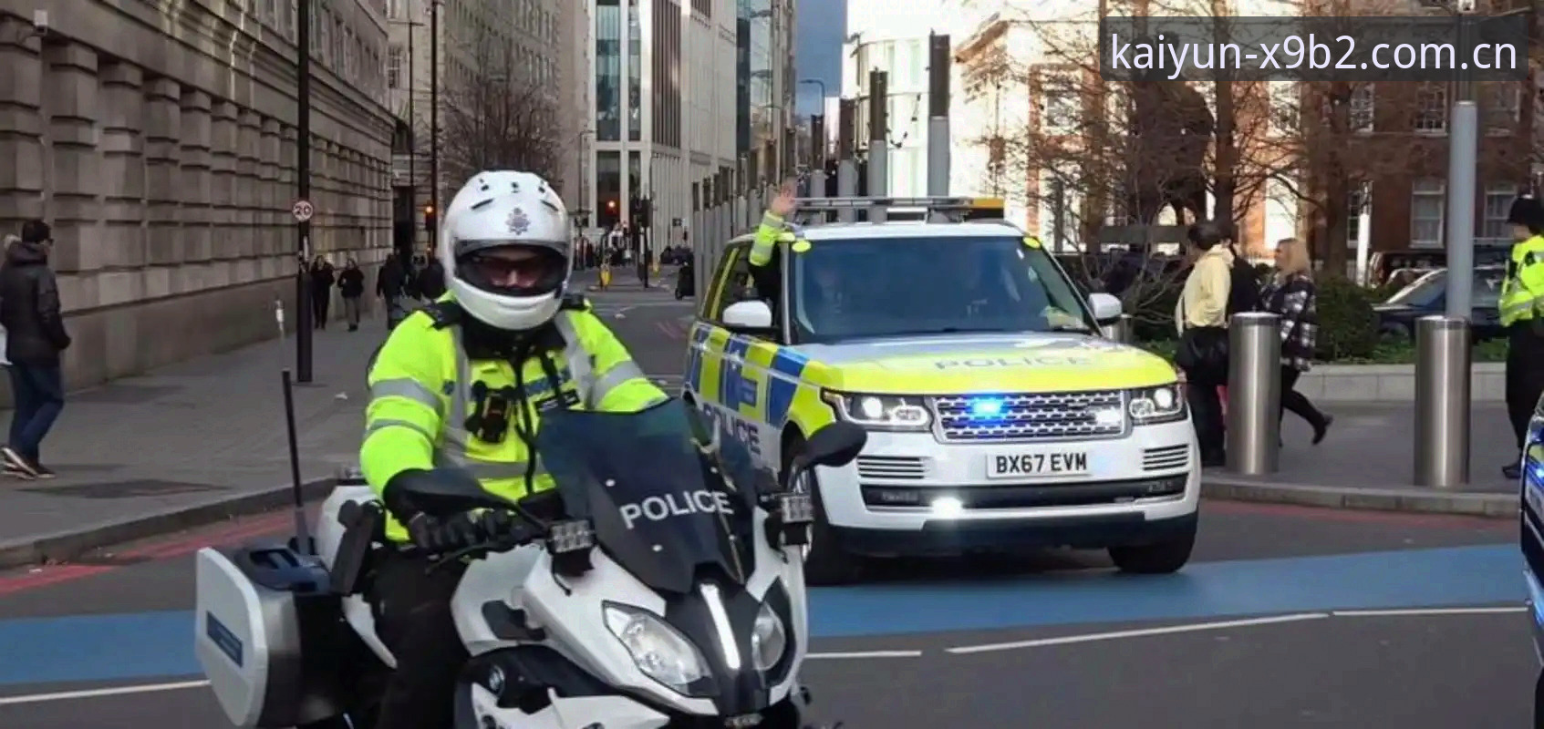 英国警员世界杯安保人数锐减 vs 往届大赛：美方拒付费背后的跨国警务新格局